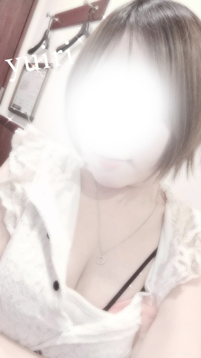 ゆいりの写メ