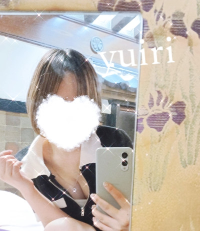 ゆいりの写メ