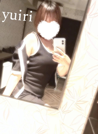 ゆいりの写メ