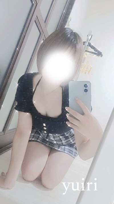 ゆいりの写メ